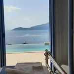 Augustela Seaview Vacation أيّا إفيميا