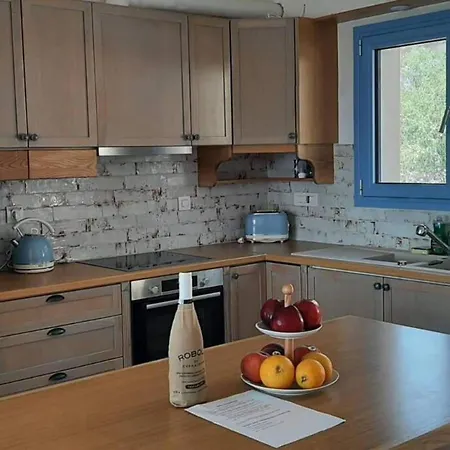 Augustela Seaview Vacation Villa *